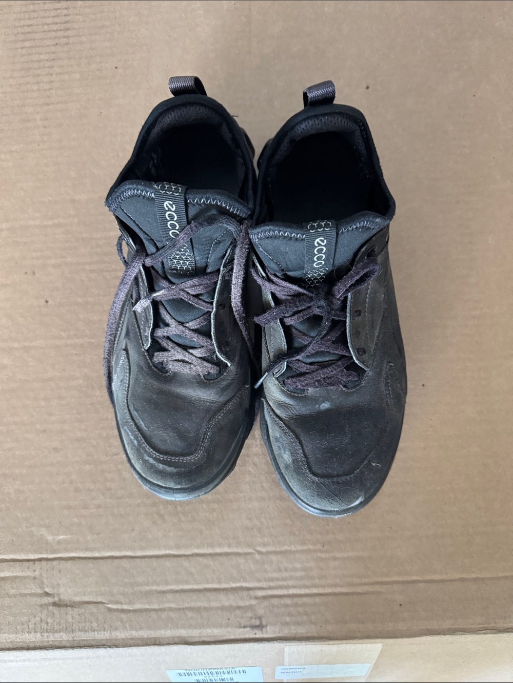 Ecco Boy ‘s Black Suede Lace-Up Casual Sneakers